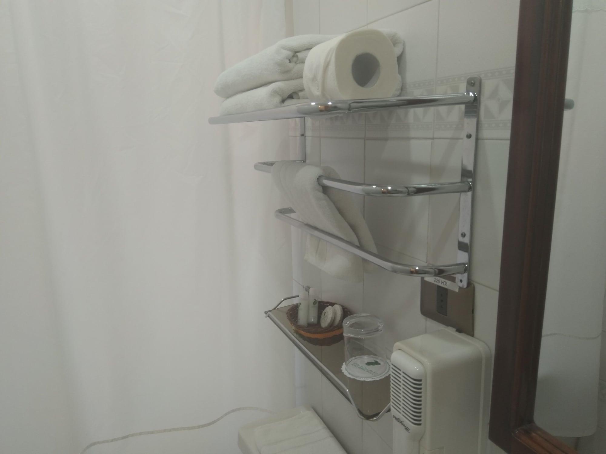 Maria Angola Hotel