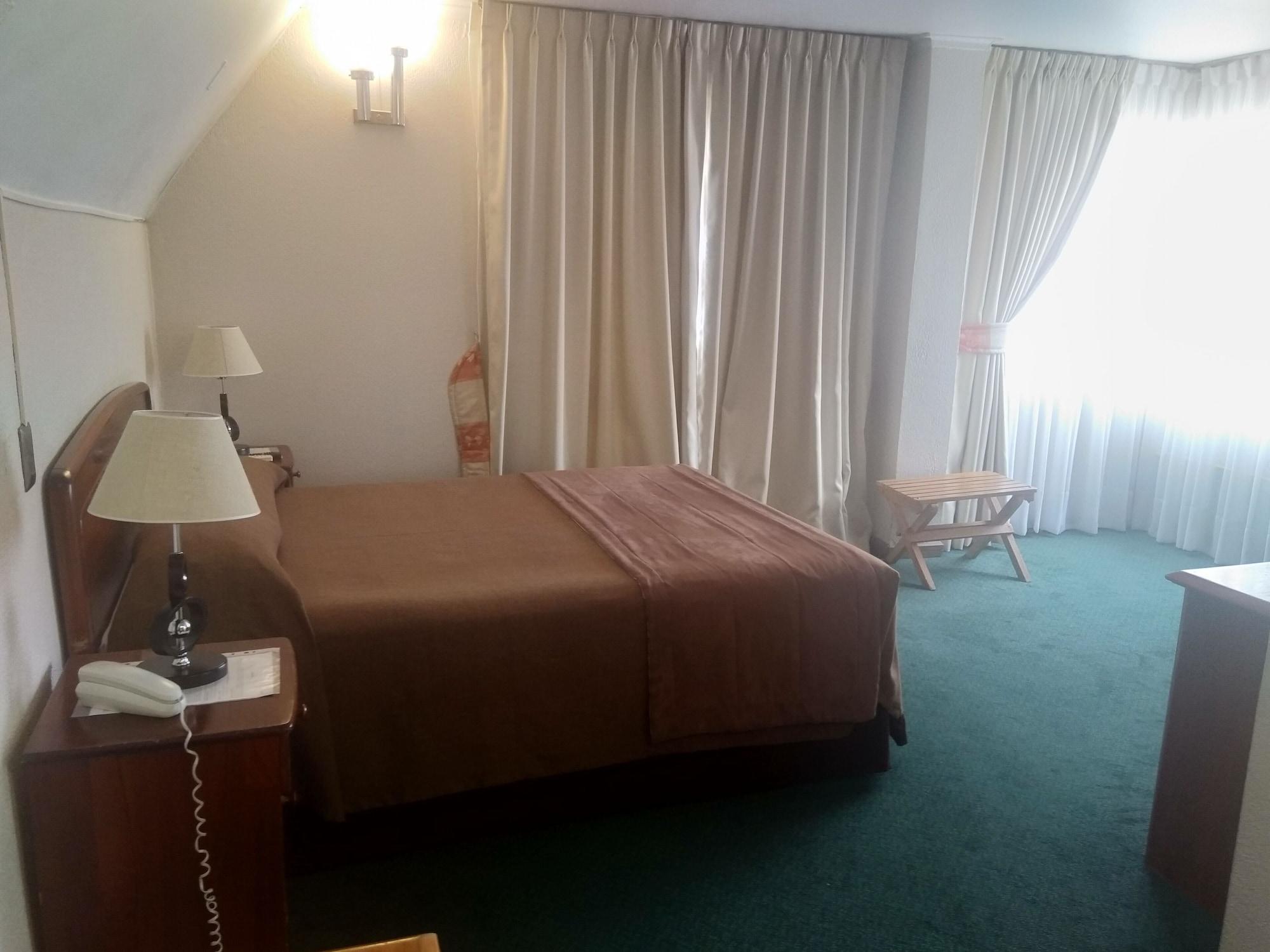 Maria Angola Hotel