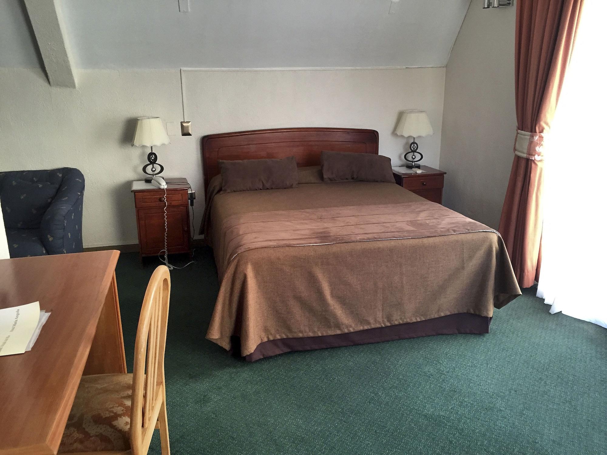 Hotel Maria Angola Santiago
