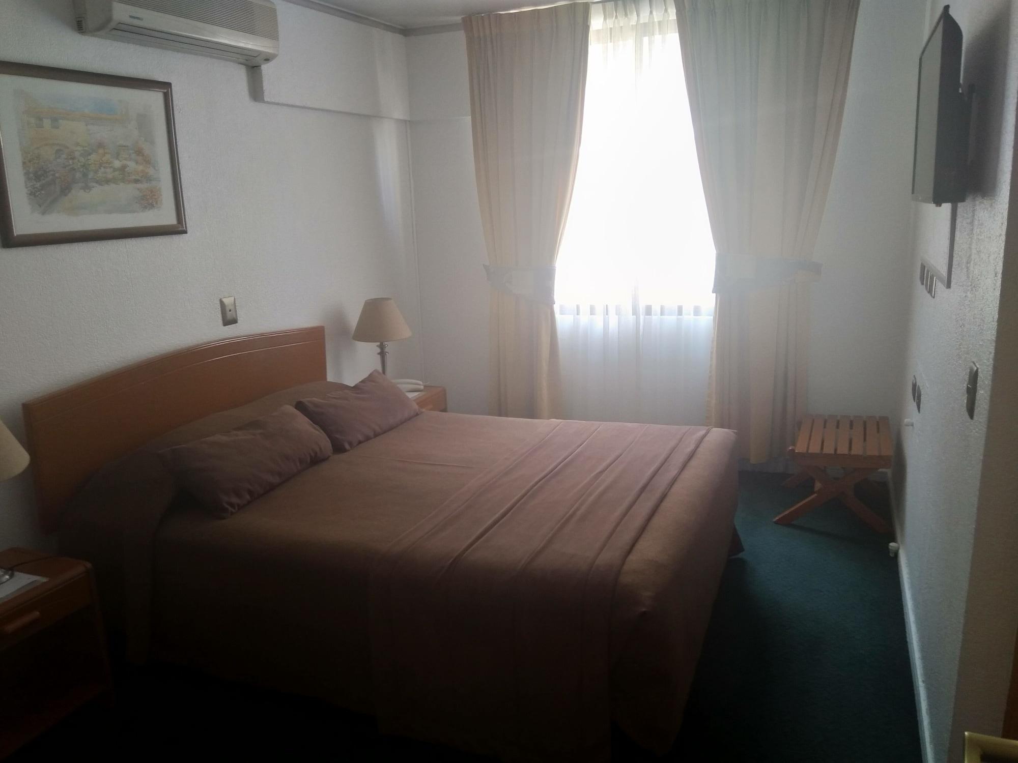 Hotel Maria Angola