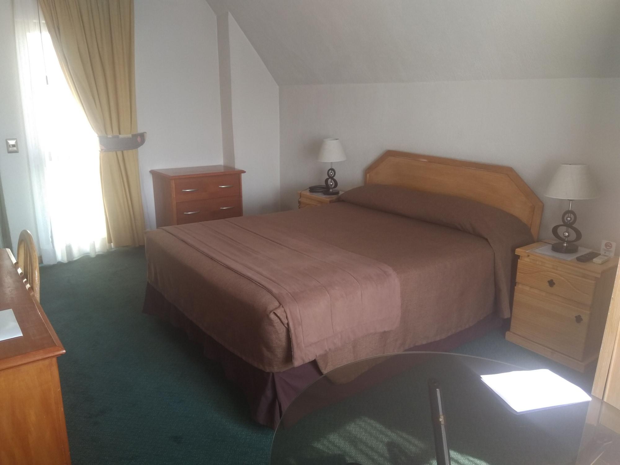 Maria Angola Hotel Santiago