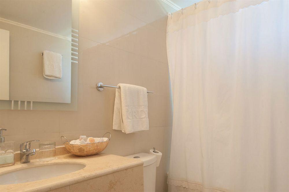 Boutique Orly Khách sạn