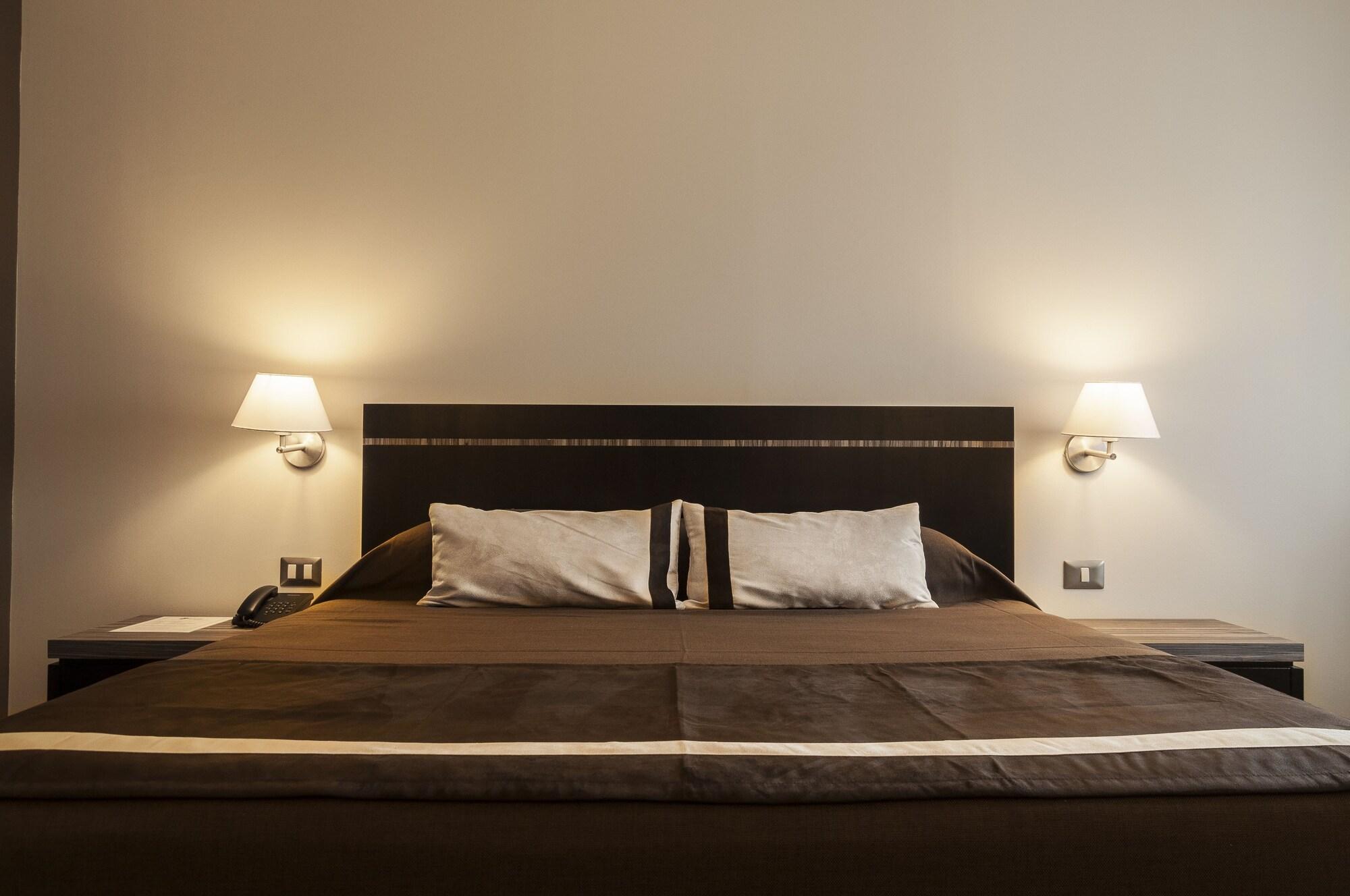 Hotel Hotel Diego De Almagro Providencia 4*