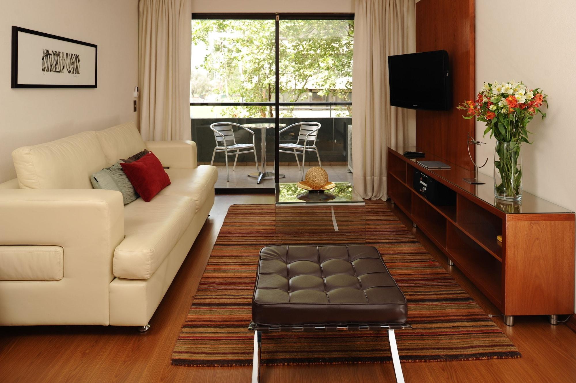Essential By Time & Aparthotel Santiago