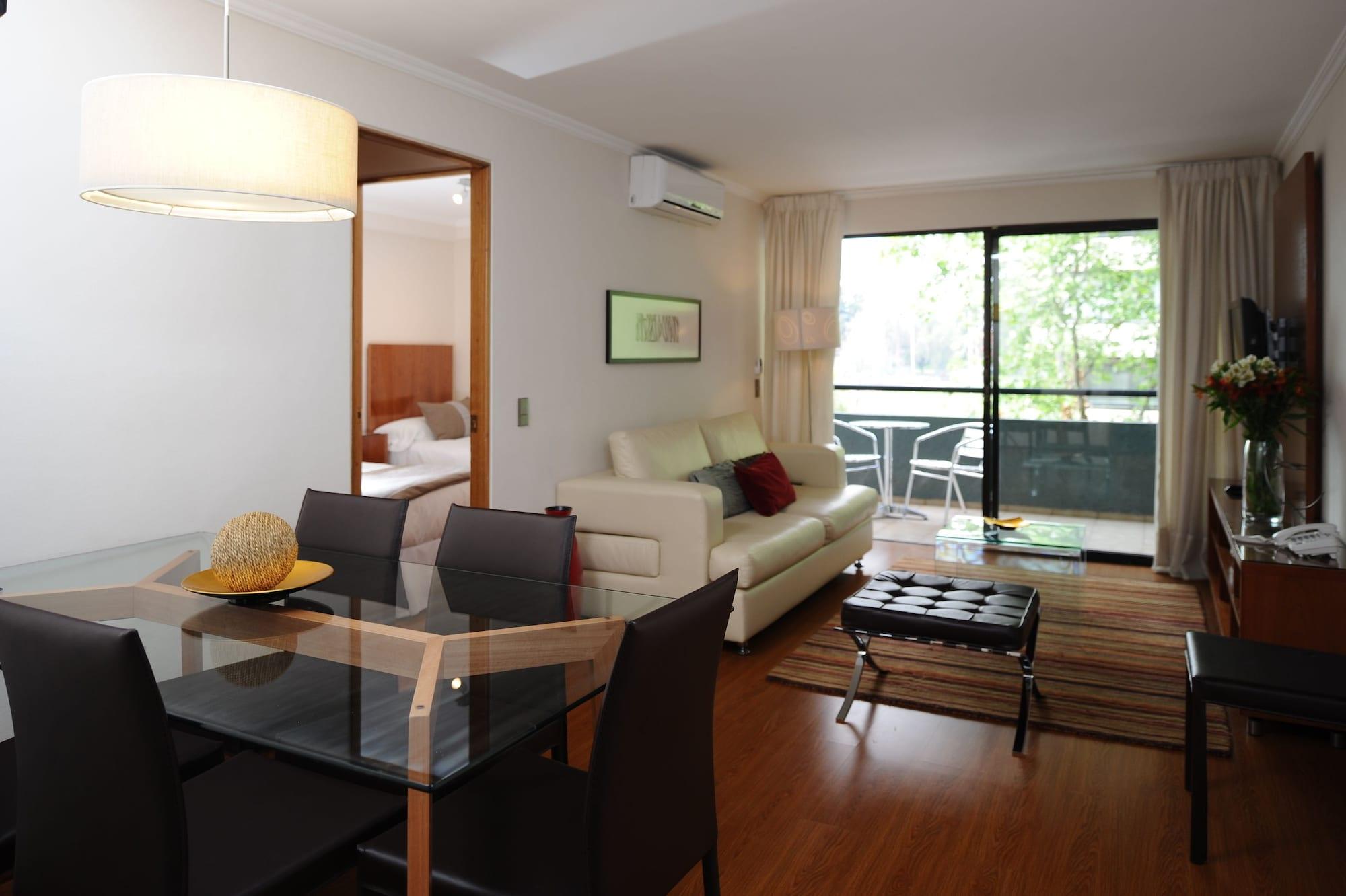 Essential By Time & Aparthotel