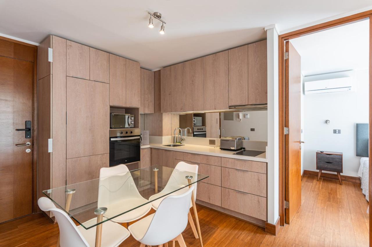 Apartment Uptown Eclectic 1br W/ Wifi, Pool, Parking & Metro Santiago
