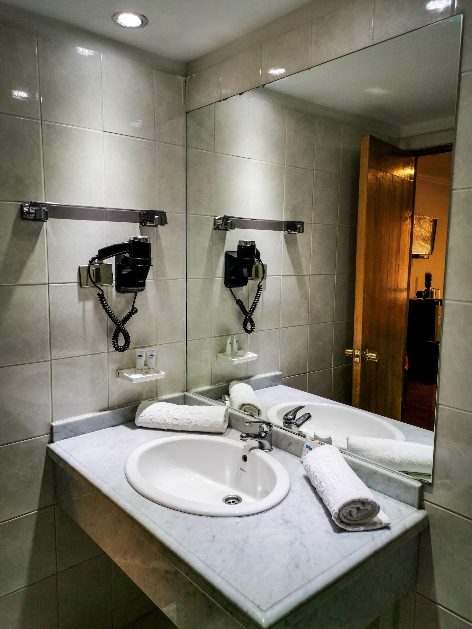 Hotel Principado Santiago