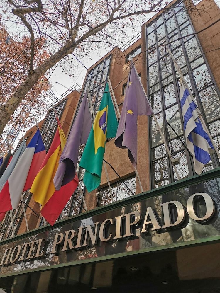 Principado 3* Santiago