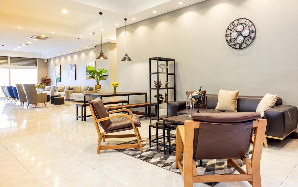 Hotel Nobile Estacion 4*
