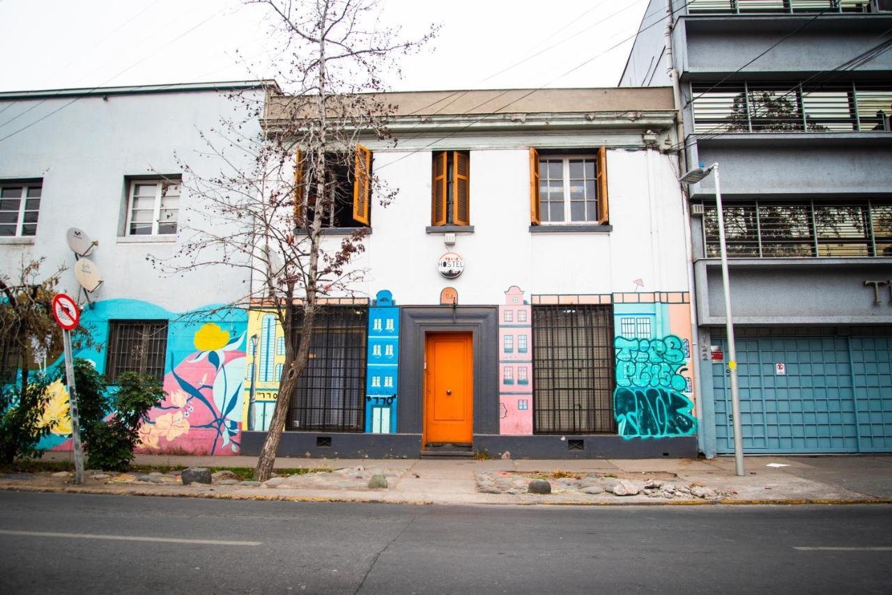 Urbano Hostel *