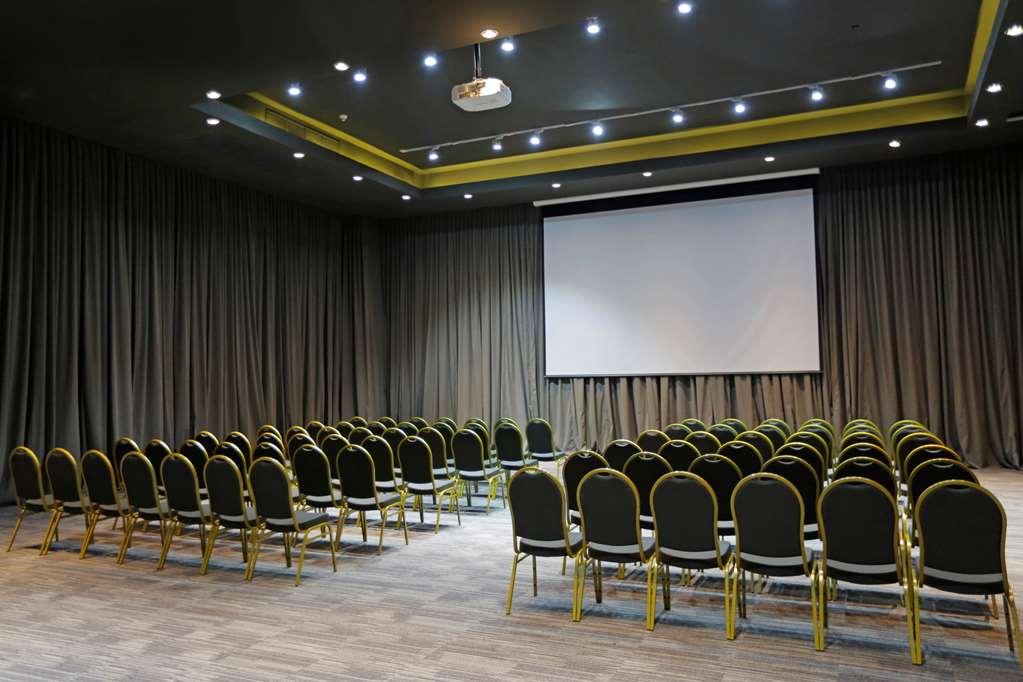 Cumbres Lastarria Hotel 5*