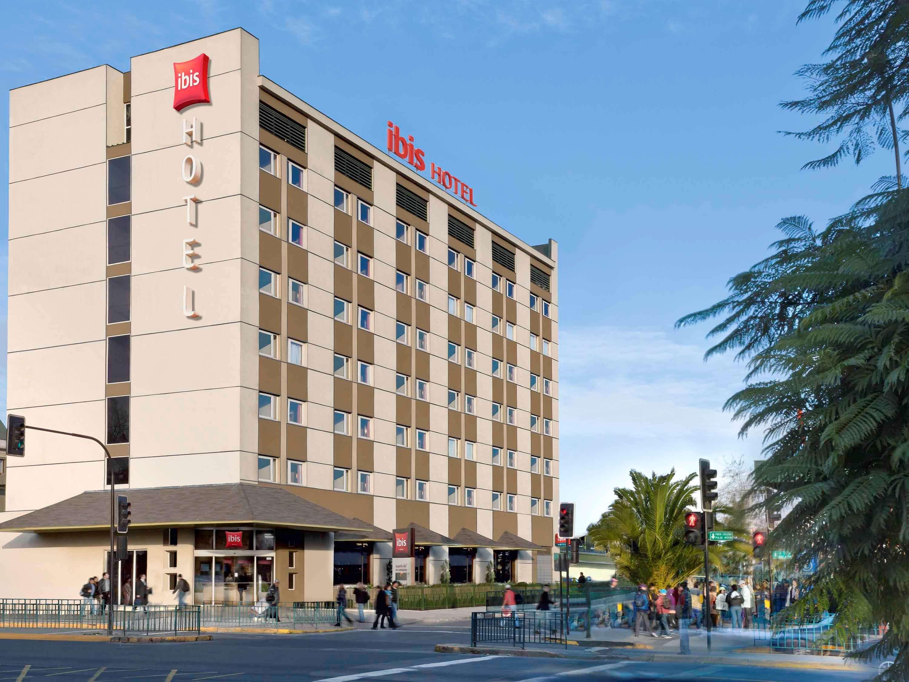 Khách sạn Ibis Estacion