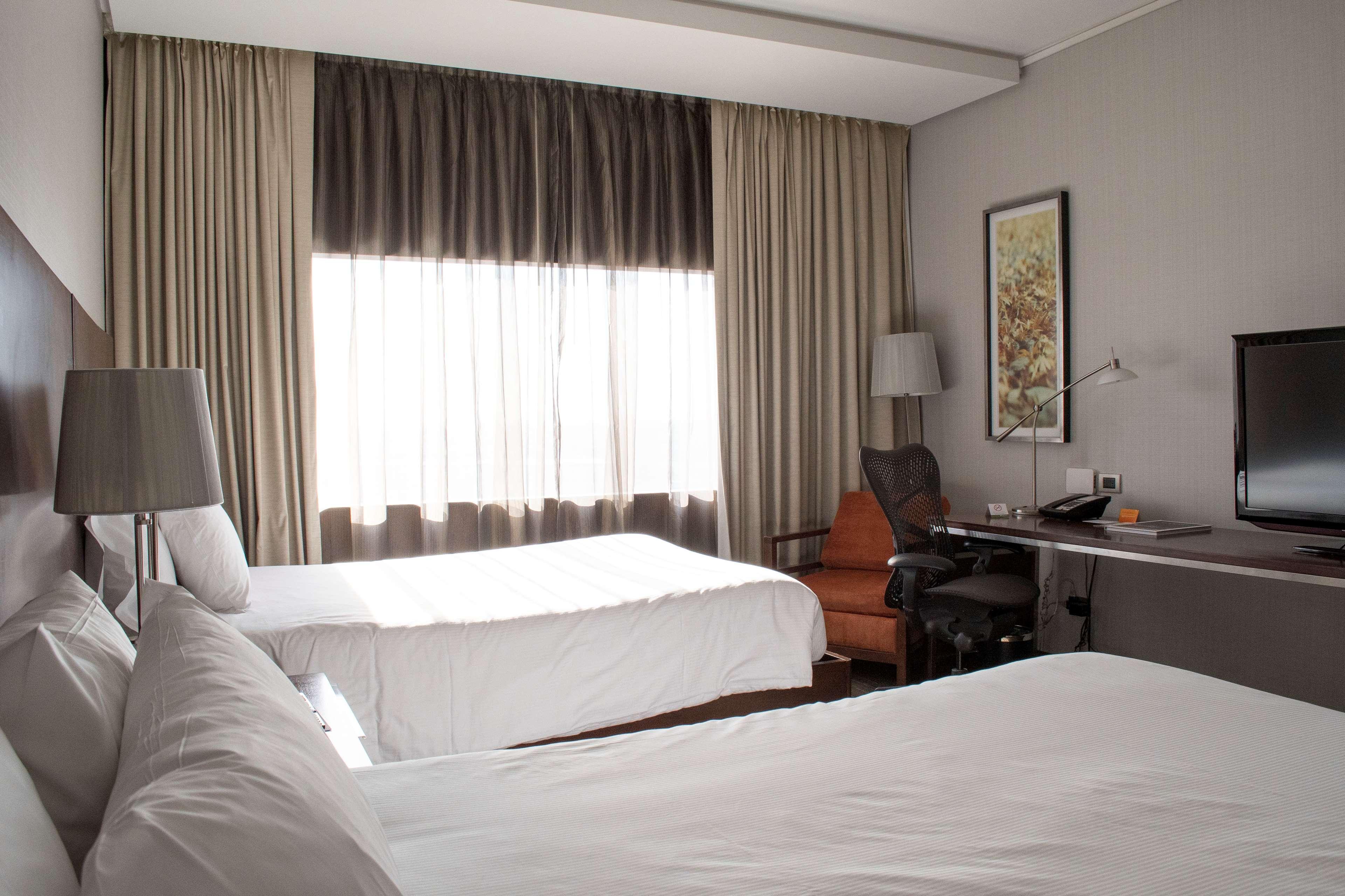 Hilton Garden Airport Hotel 3*