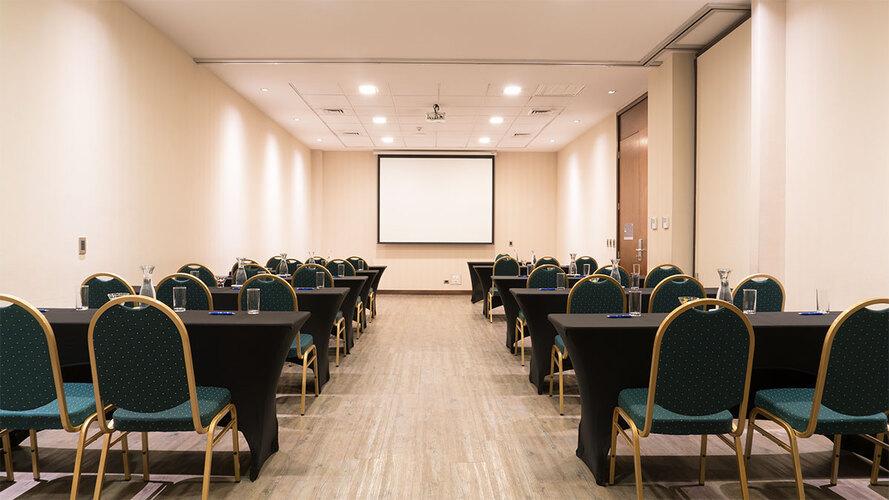 Khách sạn Abba Presidente 4*