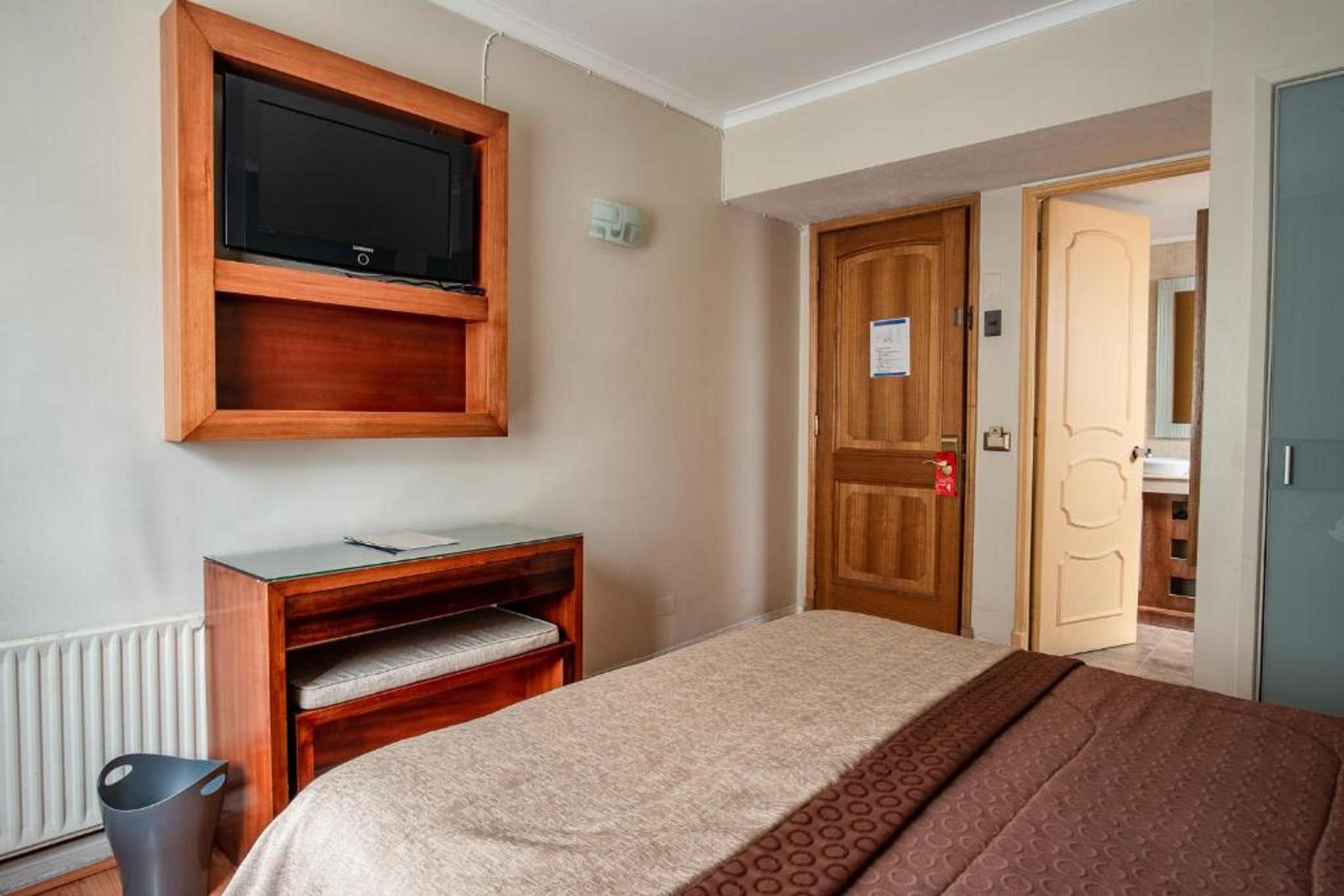 Libertador Hotel 3*