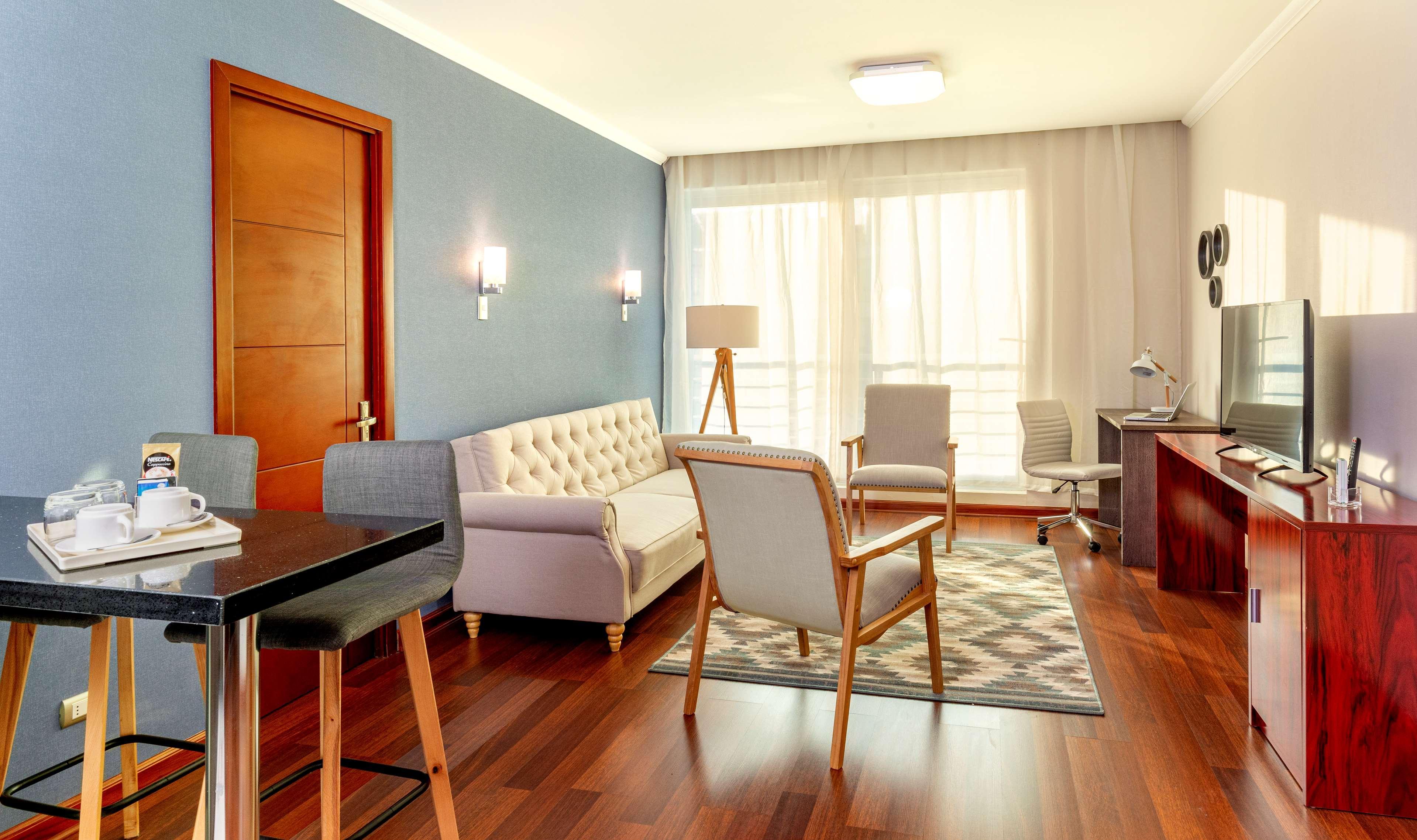 Hotel Nobile Estacion 4*