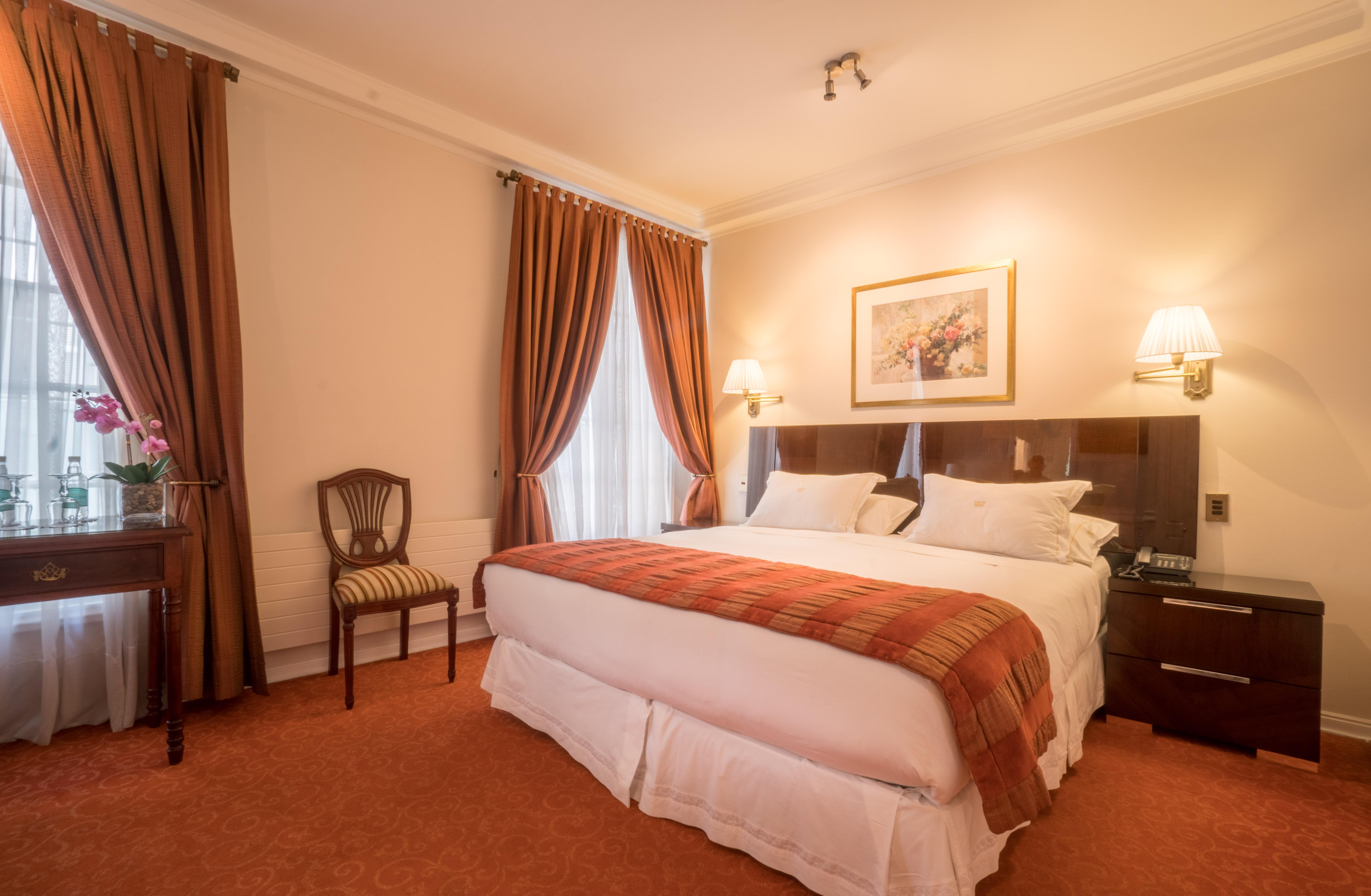 Boutique Orly Khách sạn 3*