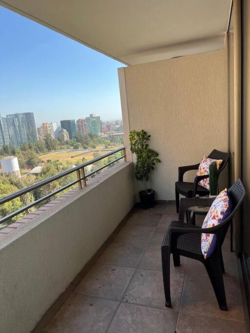 Precioso Dpto Con Excelente Ubicacion Y Gran Vista Alonso De Cordova Las Condes Apartment *