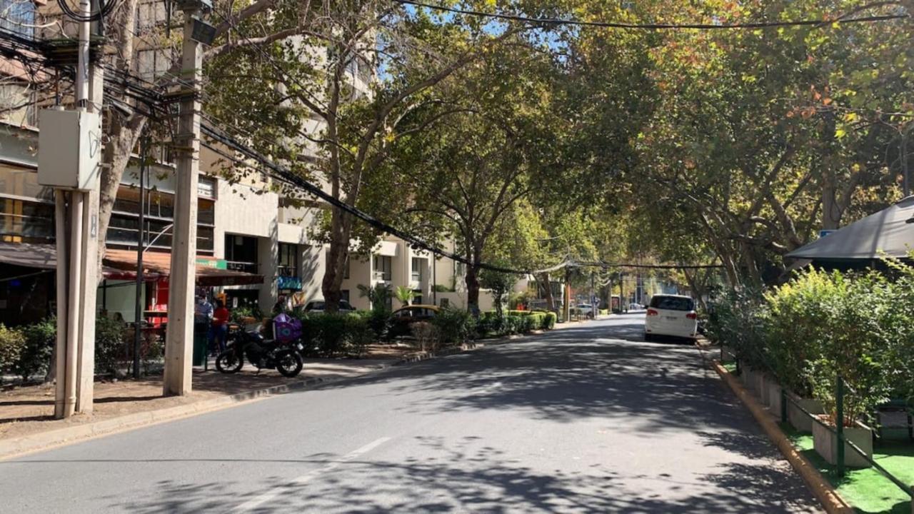 Apartment Apart Condes Espaco Inteiro No Bairro El Golf Santiago