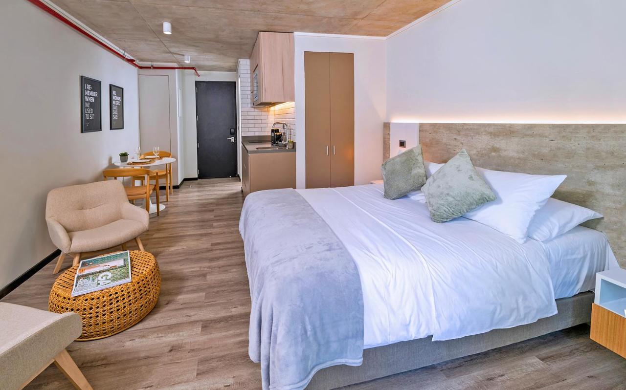 Hub Providencia Hotel 4*