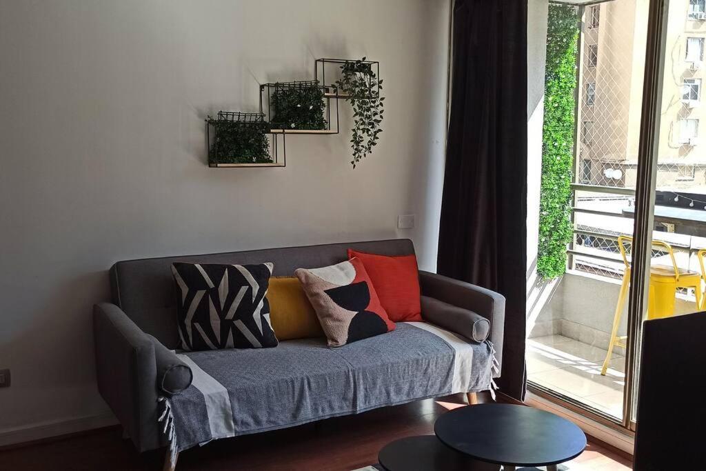 En El Corazon Del Barrio Providencia, Tranquilo Y Confortable Departamento Apartment *