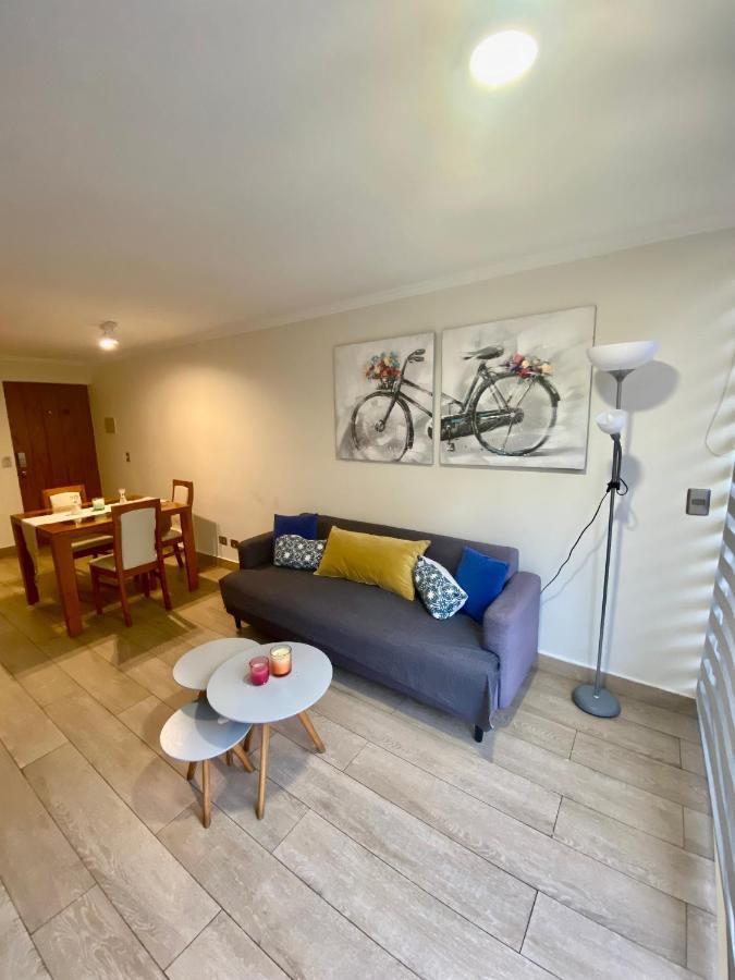 2 Dormitorios Familiar Condes 4 Personas Apartment