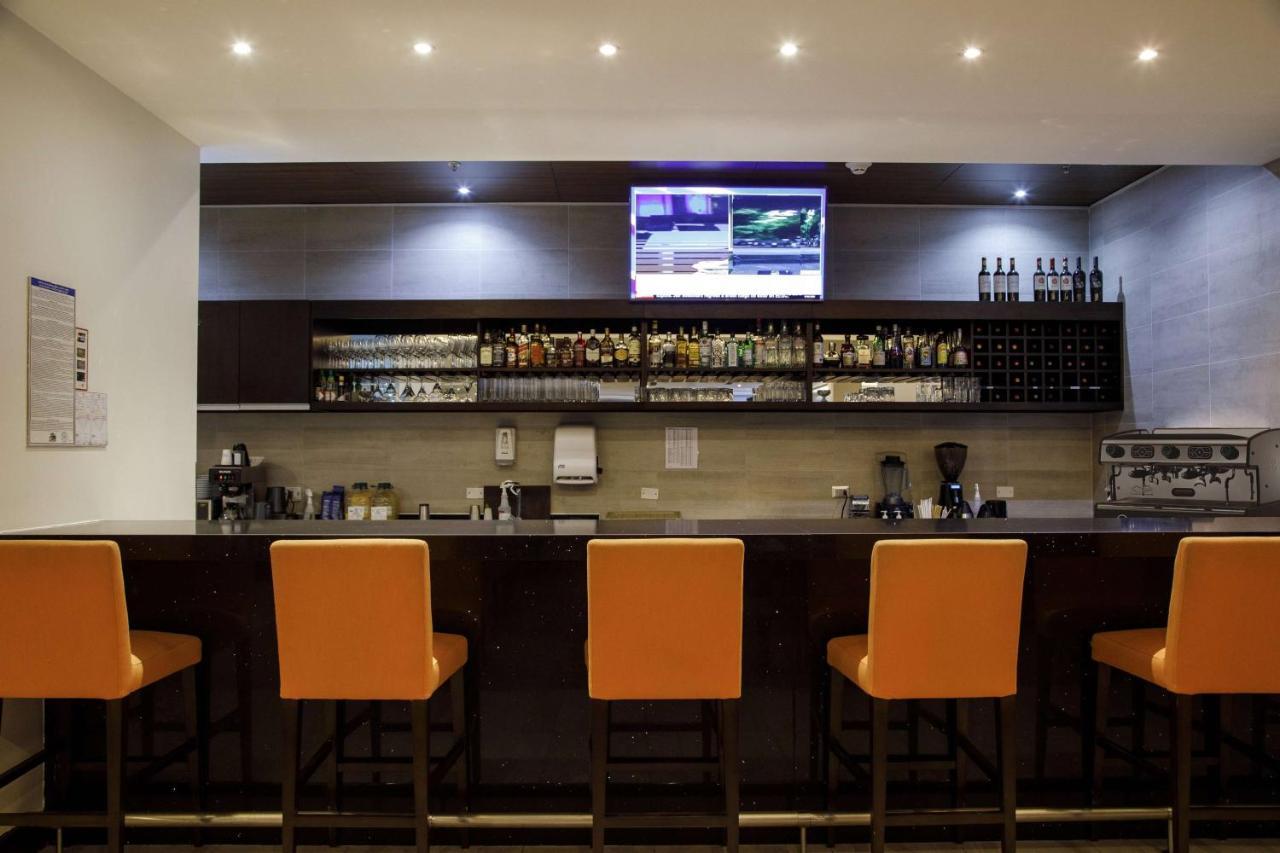 La Quinta By Wyndham Aeropuerto Hotel 4*