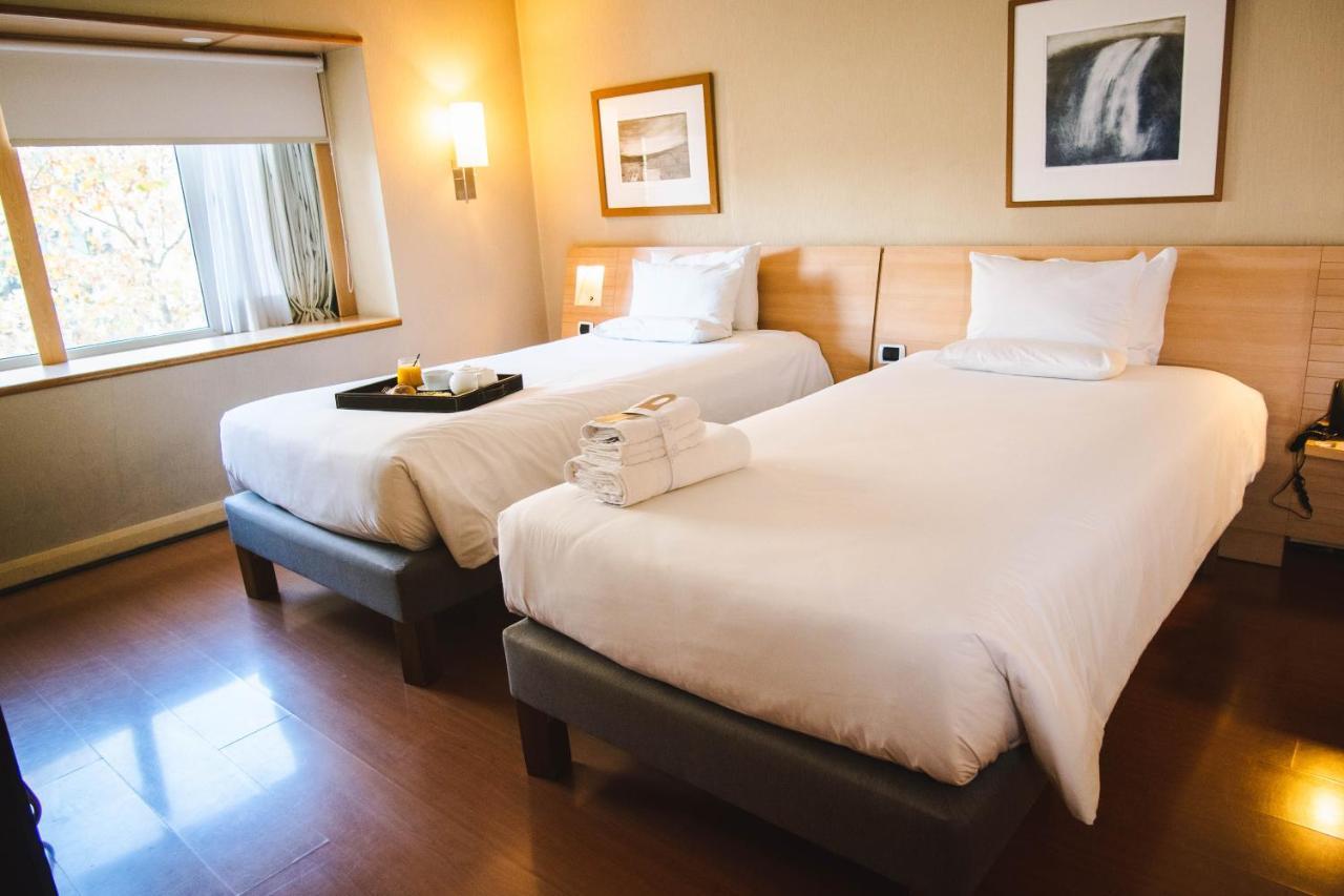 Novotel Vitacura Khách sạn 4*