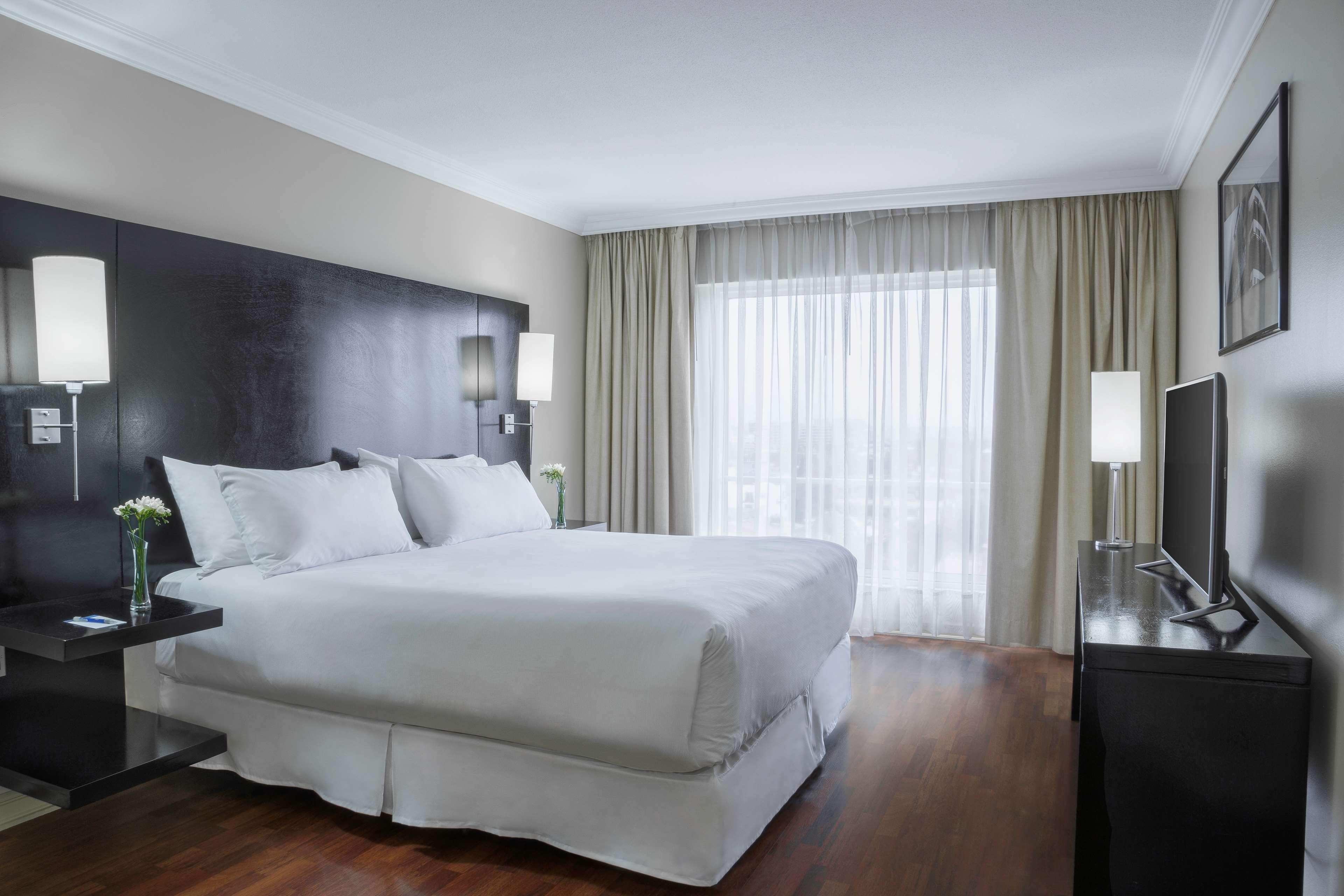 Nh Ciudad De Hotel Santiago
