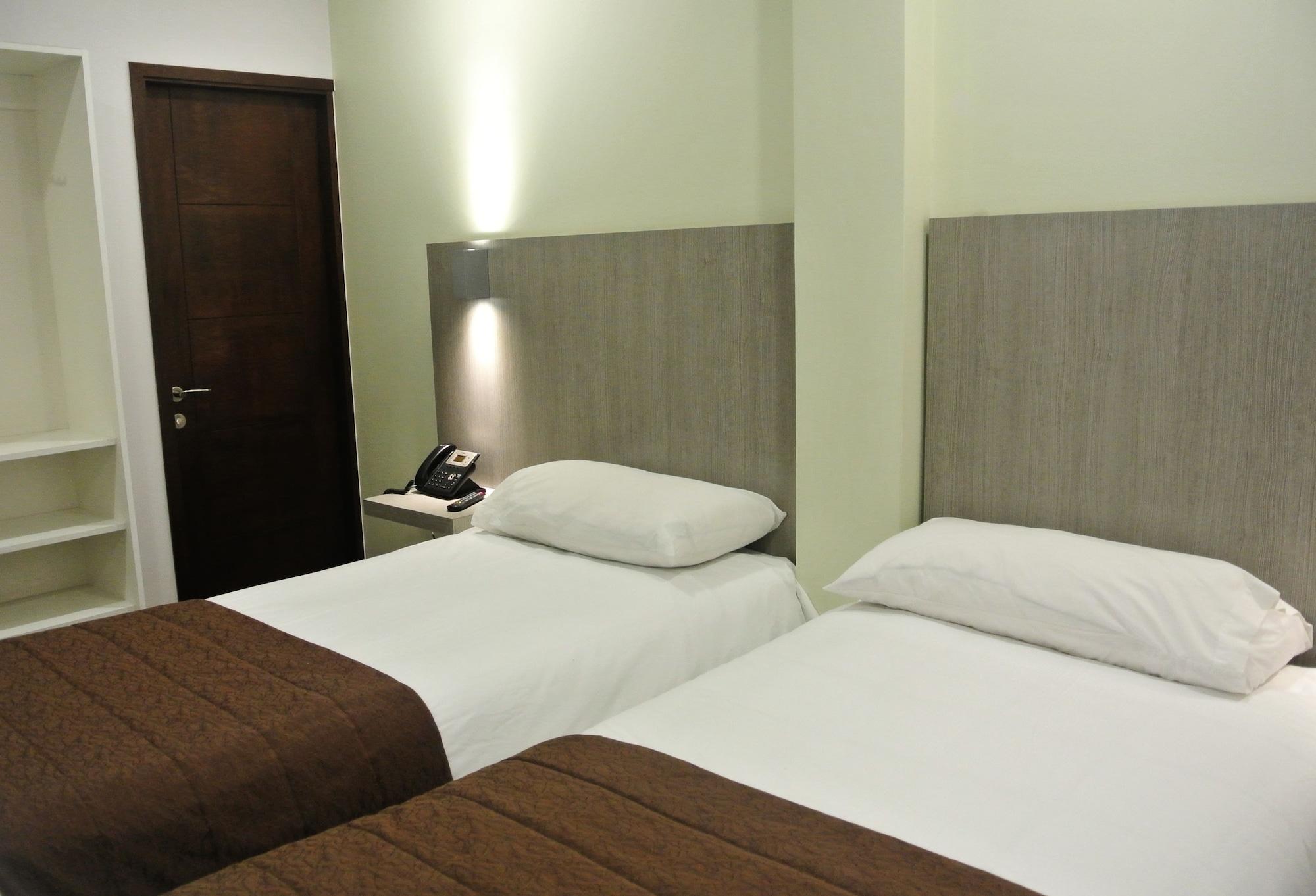 Hotel Elisa Cole 3*