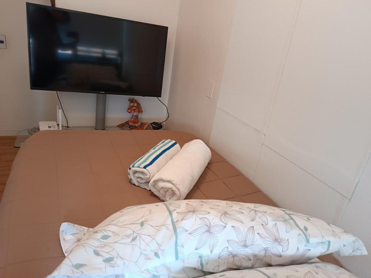 Privada Con Bano Y Television * Santiago