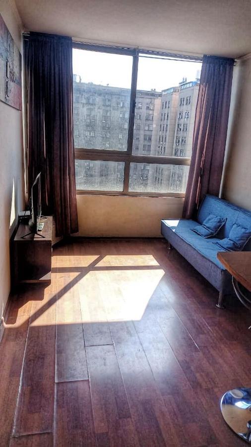 Dpto A Pasos Del Palacio De La Moneda Apartment Santiago