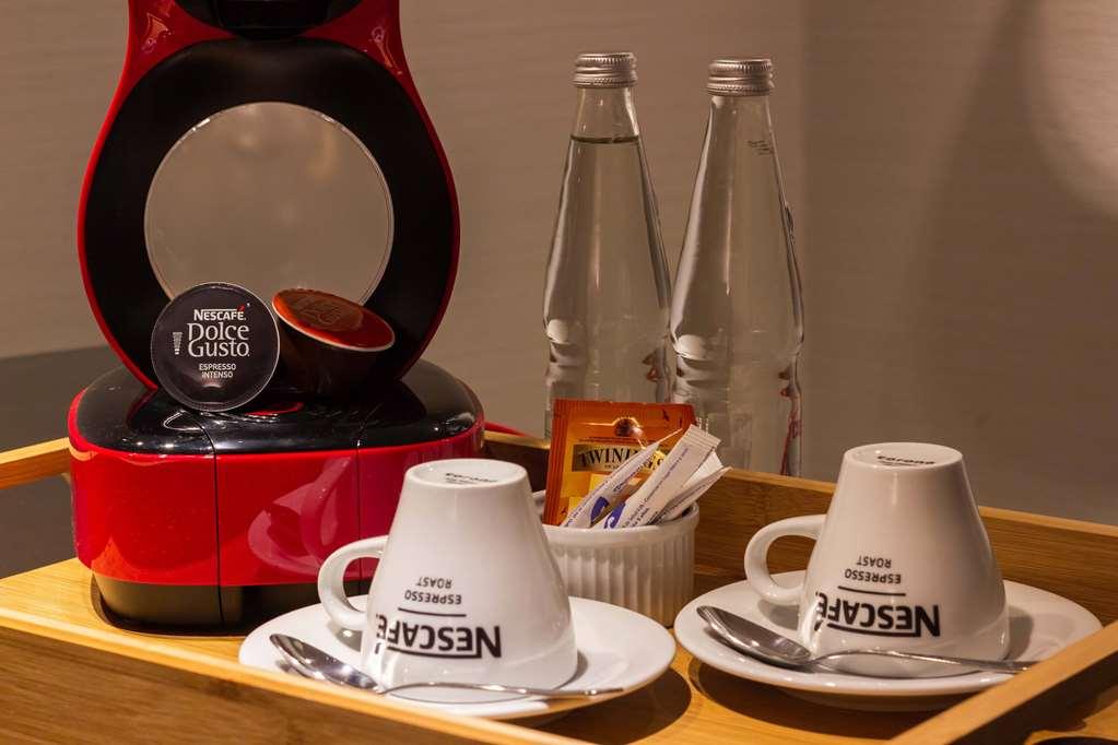 Wyndham Garden Hotel *