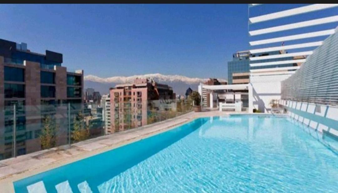 Apartamento Departamento Vista Despejada Al Cerro San Cristobal Santiago de Chile