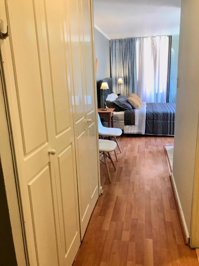 Apart Condes Espaco Inteiro No Bairro El Golf Santiago