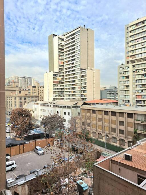 Studio Metro Moneda * Santiago