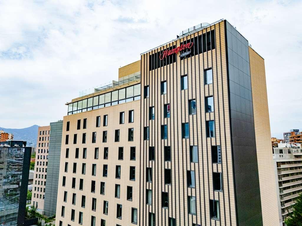 Hampton By Hilton Condes * Santiago