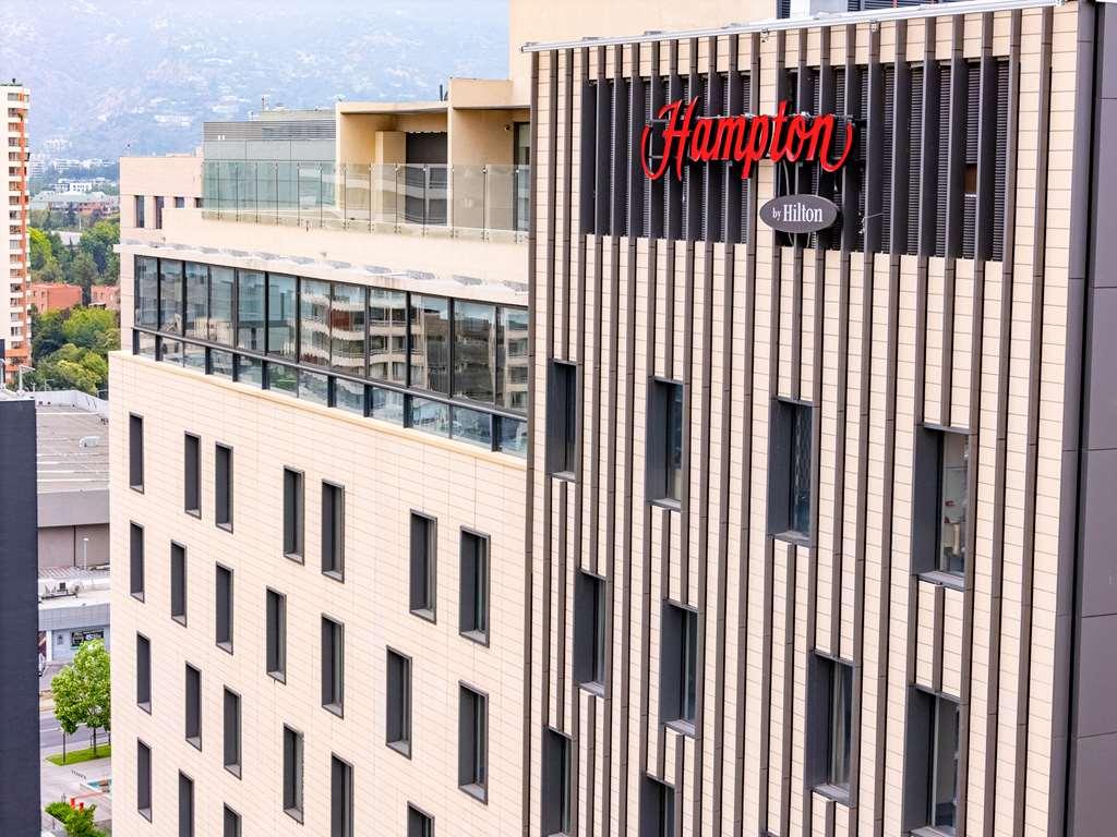 Hotel Hampton By Hilton Condes *
