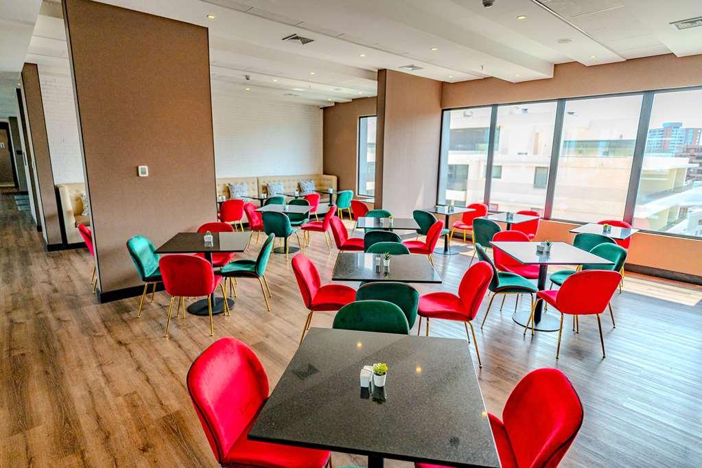 Hampton By Hilton Condes Santiago