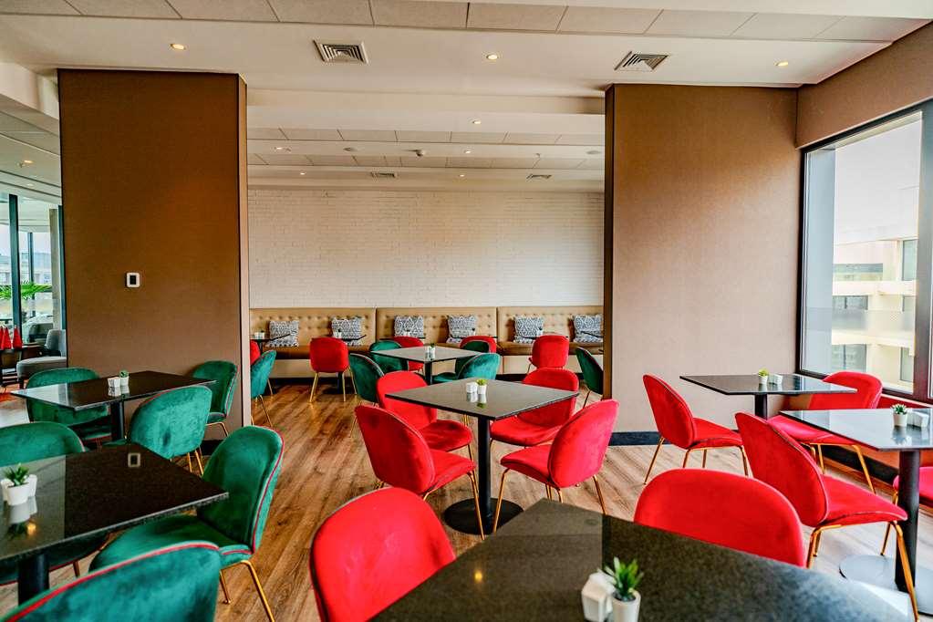 Hampton By Hilton Condes Hotel