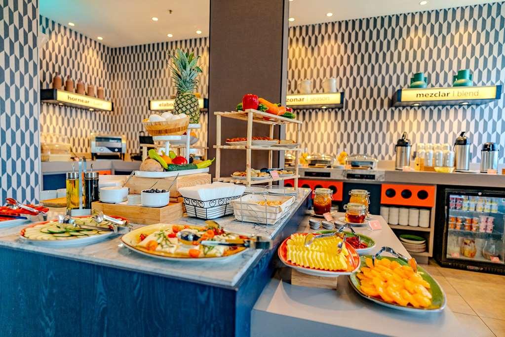 Hotel Hampton By Hilton Condes Santiago