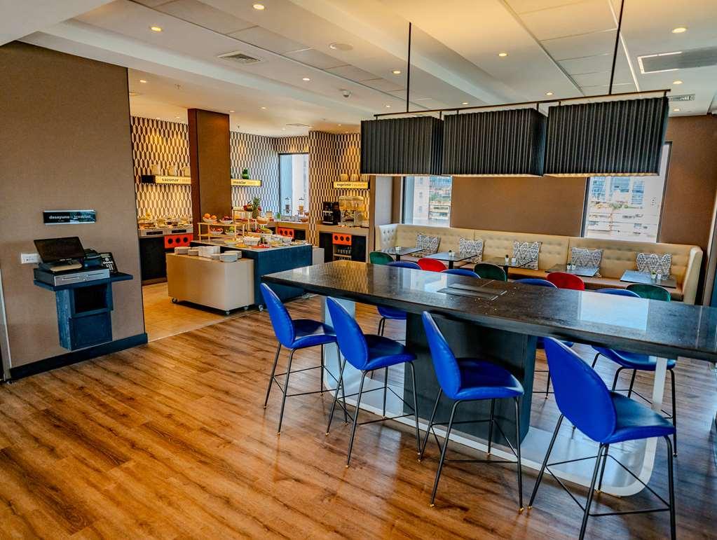 Hotel Hampton By Hilton Condes Santiago
