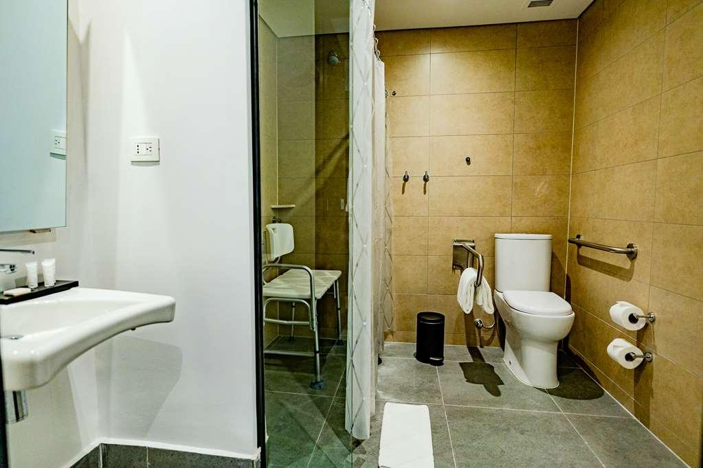 Hampton By Hilton Condes Santiago