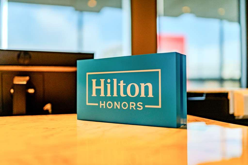Hampton By Hilton Condes Santiago