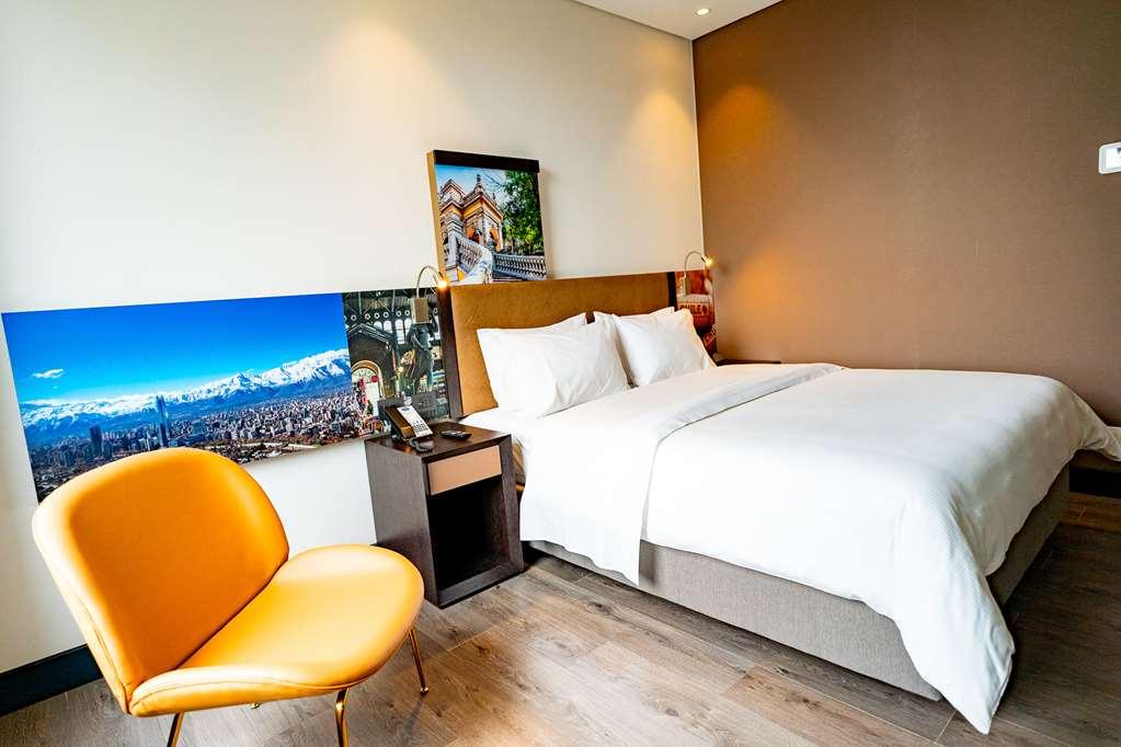 Hotel Hampton By Hilton Condes *