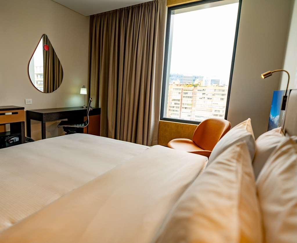 Hampton By Hilton Condes Hotel Santiago