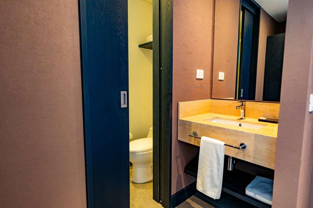 Hampton By Hilton Condes Santiago
