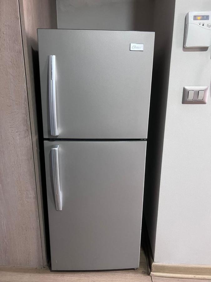 Habitacion Grande Con Bano Privado En Departamento Compartido * Santiago