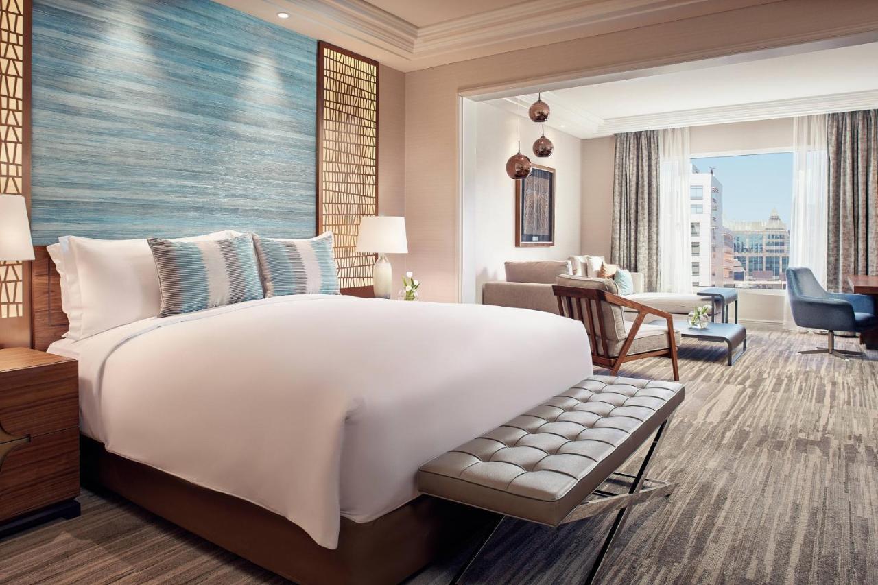 The Ritz-carlton, Santiago
