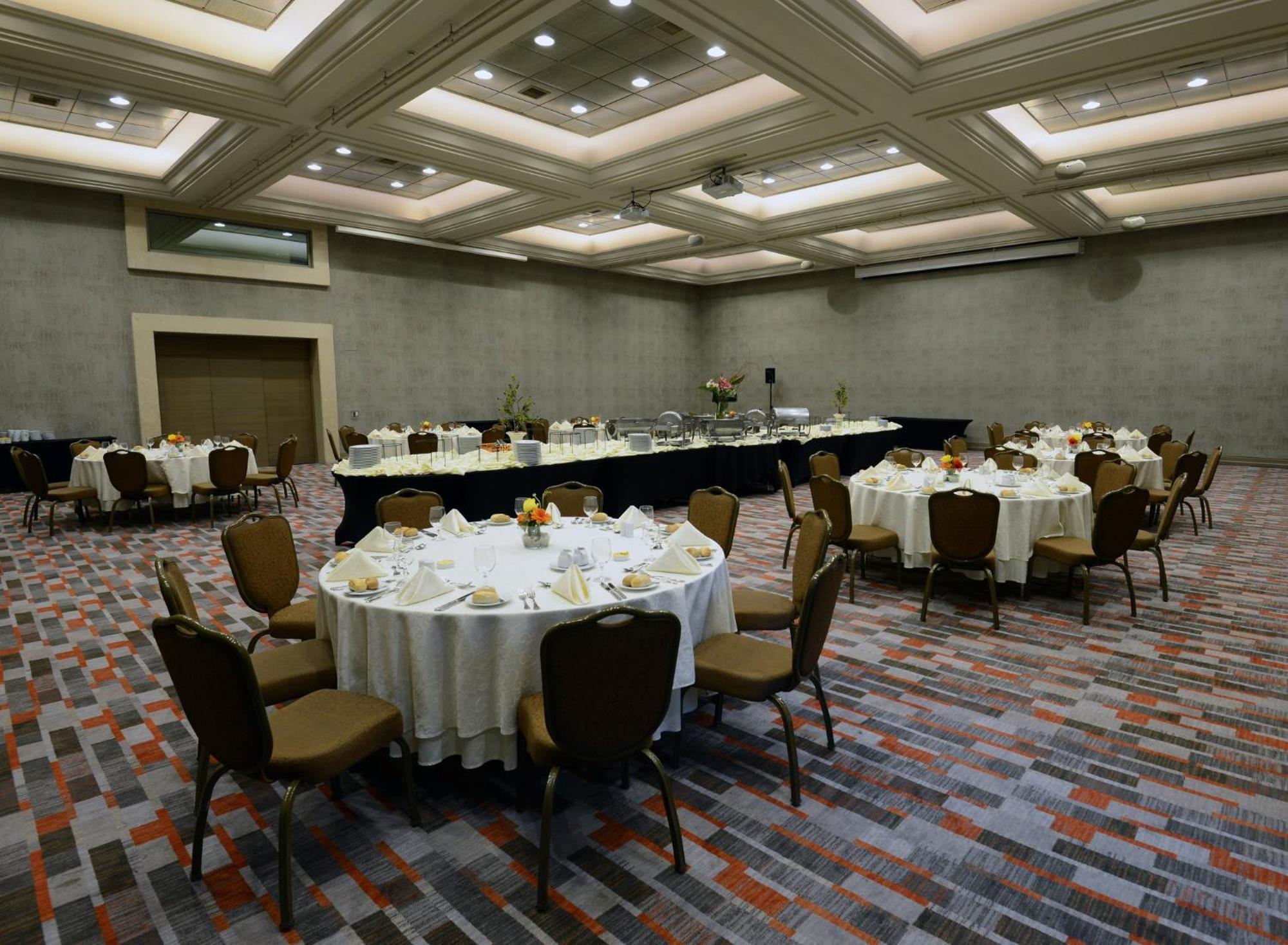 Intercontinental By Ihg 5*